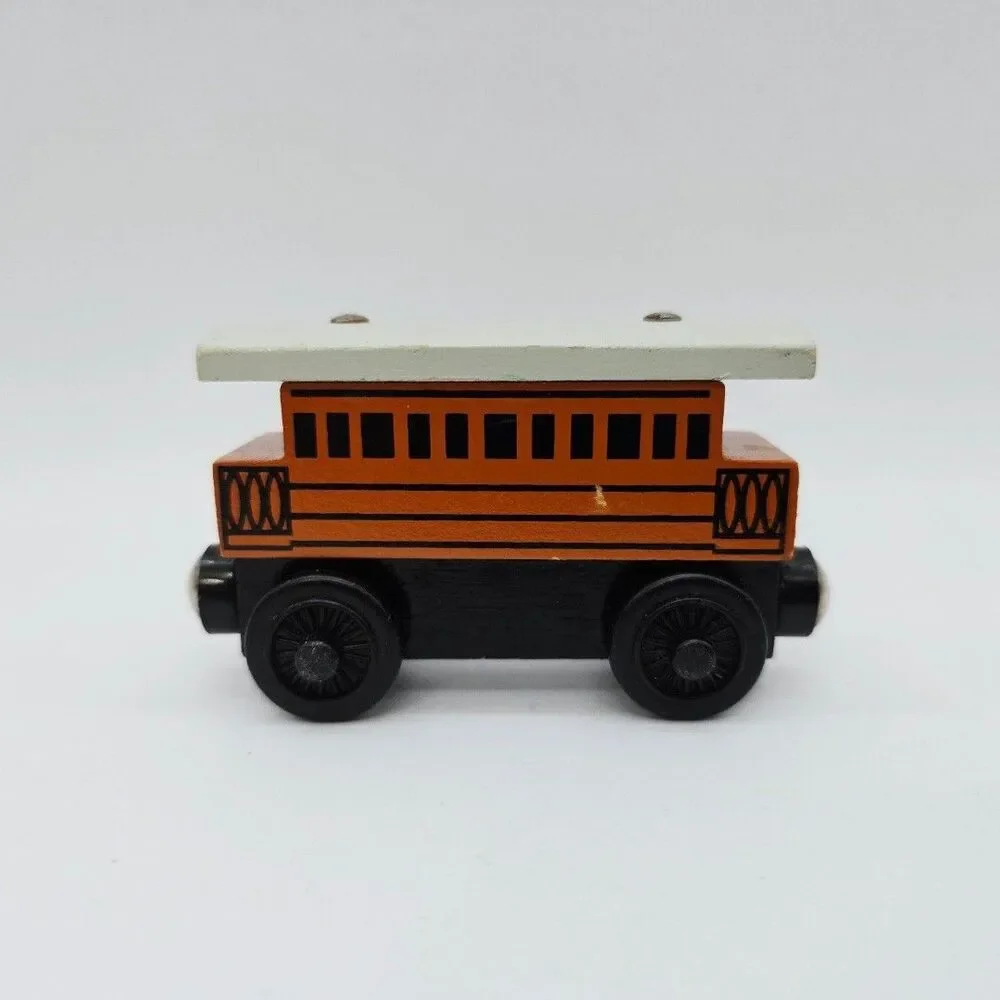 Thomas & Friends Wooden Railway Henrietta Train Tank Engine